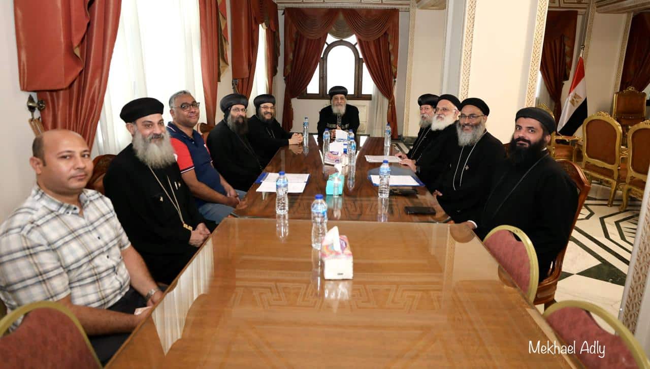 H.H. Pope Tawadros II Meets with Leaders of the Service for Youth in Alexandria