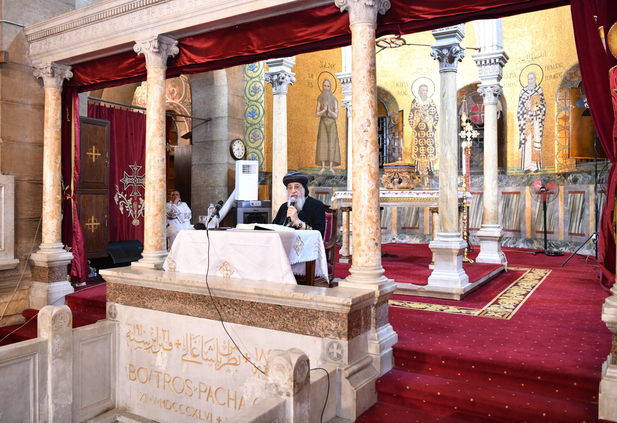 سلسلة "قوانين روحية للحياة" (١٤).. قانون "لِيَ الْحَيَاةَ هِيَ الْمَسِيحُ" في اجتماع الأربعاء